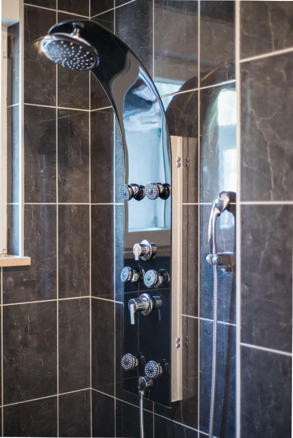 De Luxe Apartment Mediteran 1**** 扎通 外观 照片