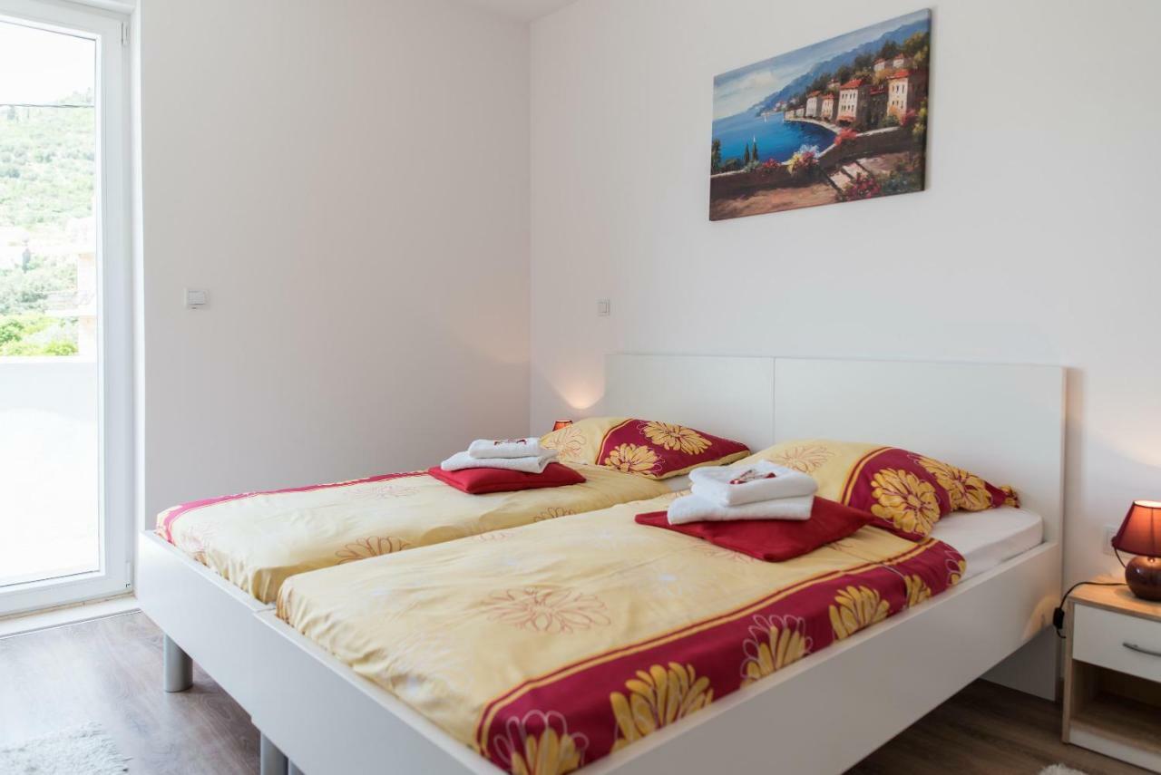 De Luxe Apartment Mediteran 1**** 扎通 外观 照片