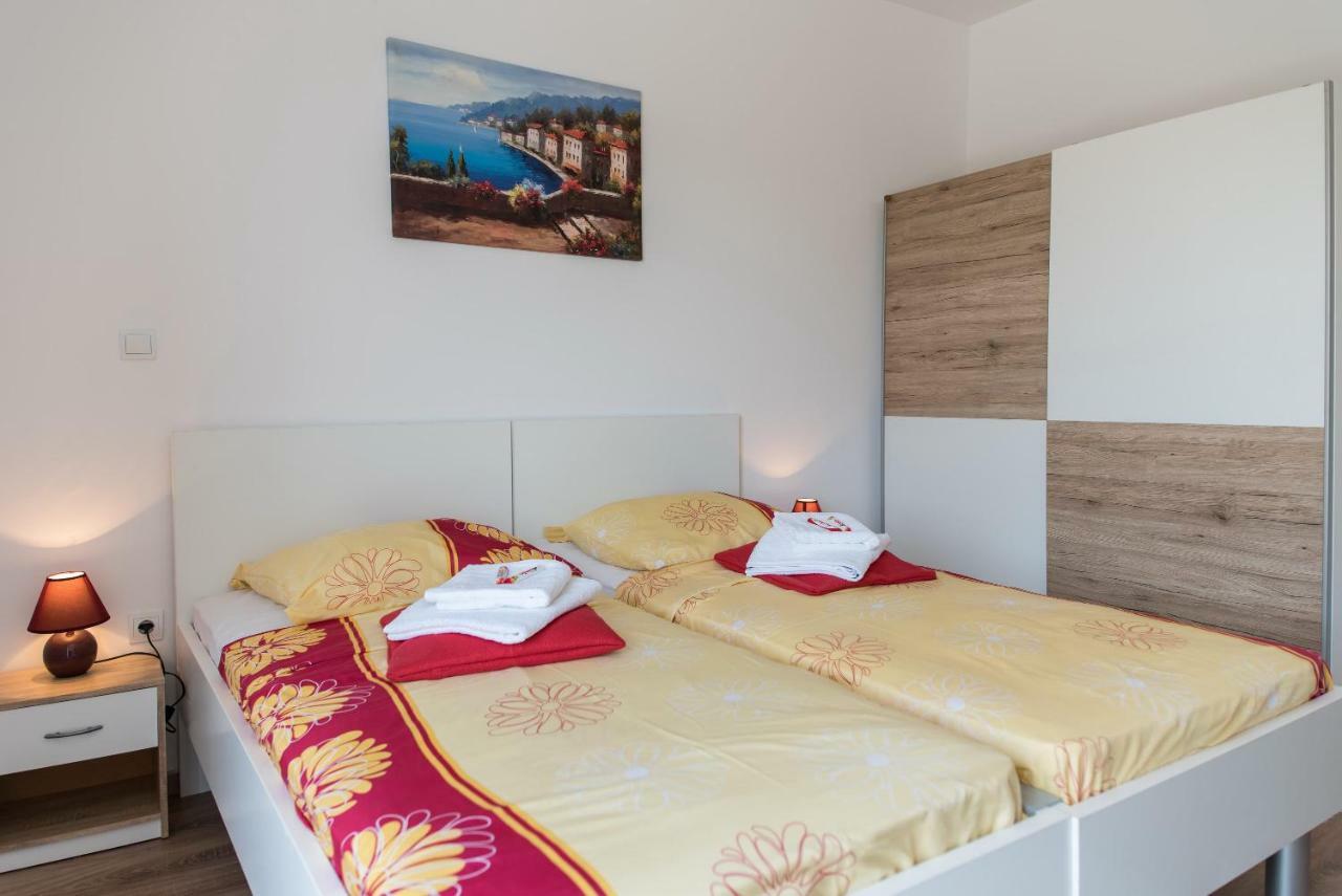 De Luxe Apartment Mediteran 1**** 扎通 外观 照片